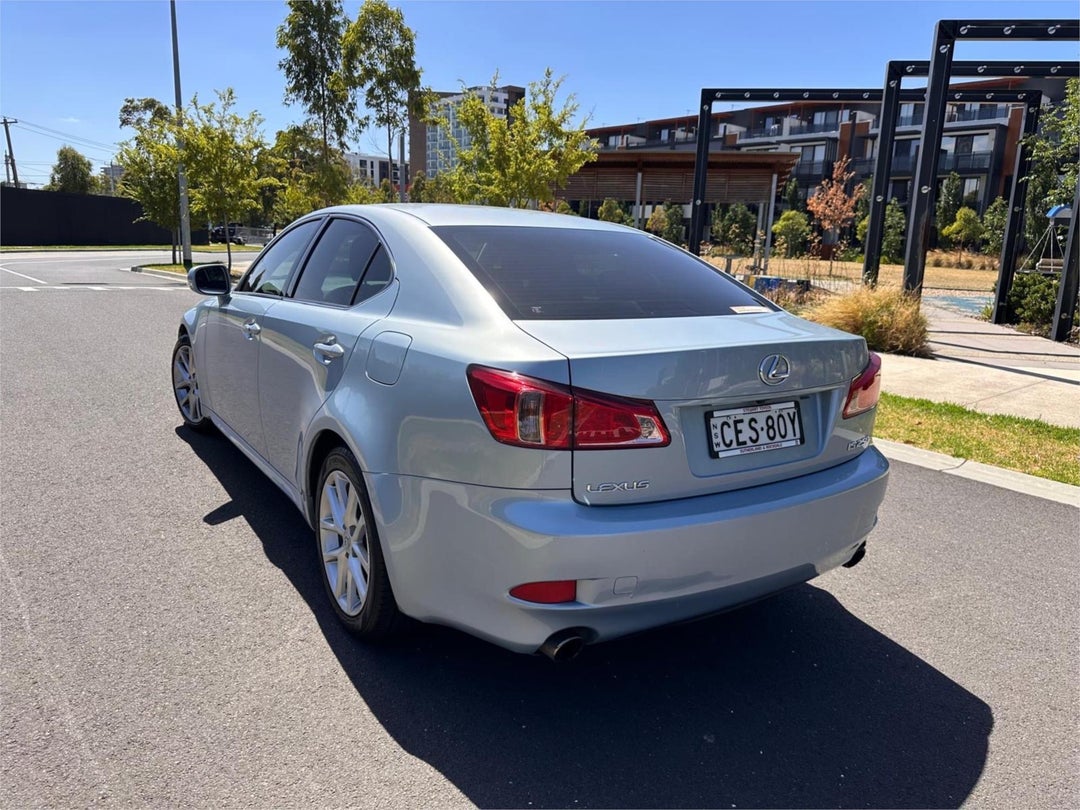2010 Lexus Is250 Prestige, Automatic, 139422 km, Photo 5