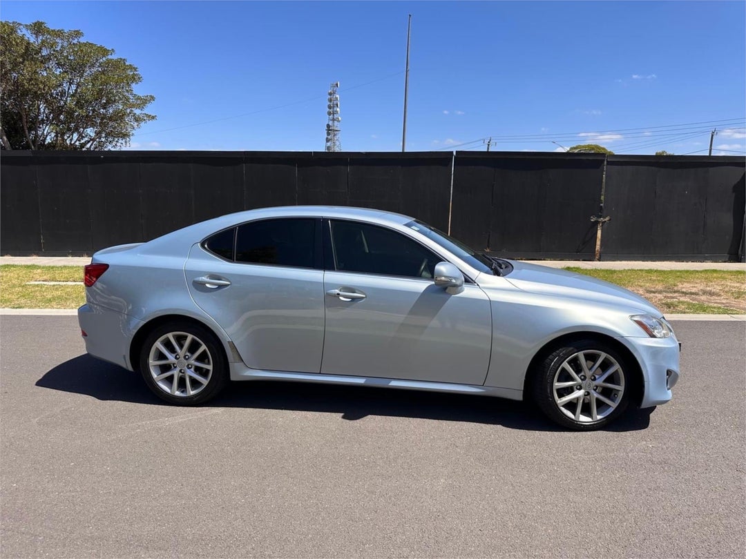 2010 Lexus Is250 Prestige, Automatic, 139422 km, Photo 9