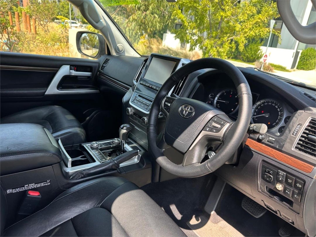 2017 Toyota Landcruiser Vx, Automatic, 194248 km, Photo 11