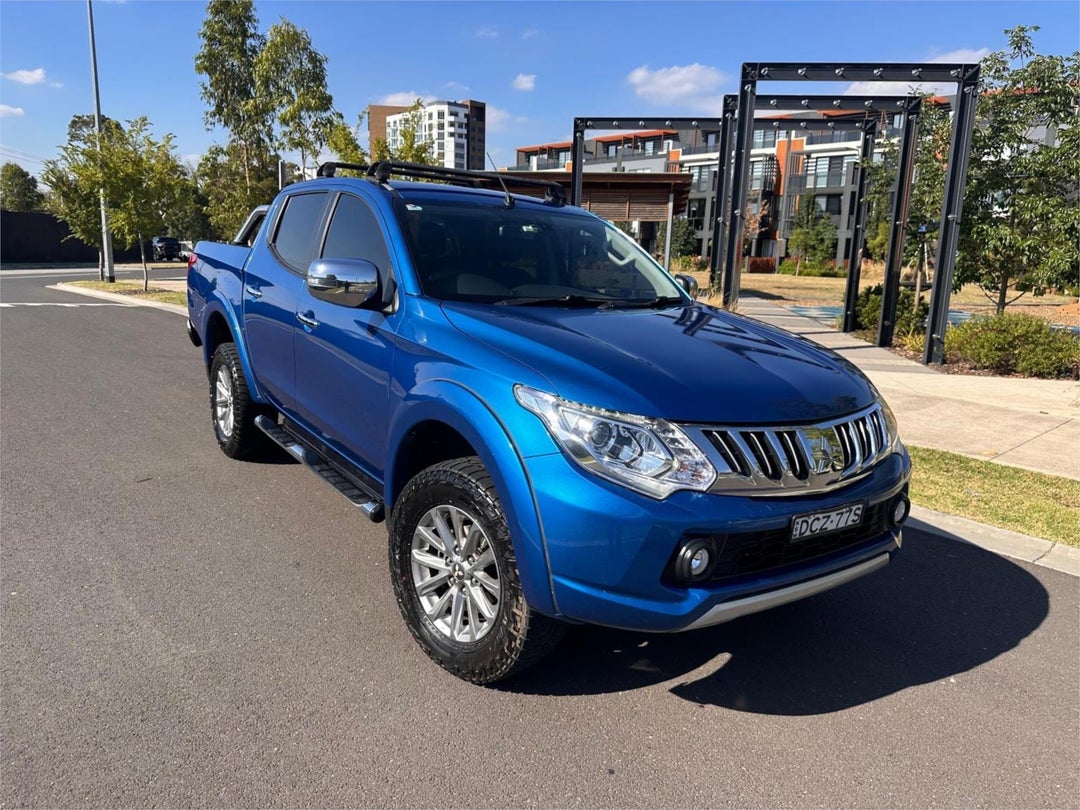 2015 Mitsubishi Triton Exceed, Automatic, 171363 km, Photo 1