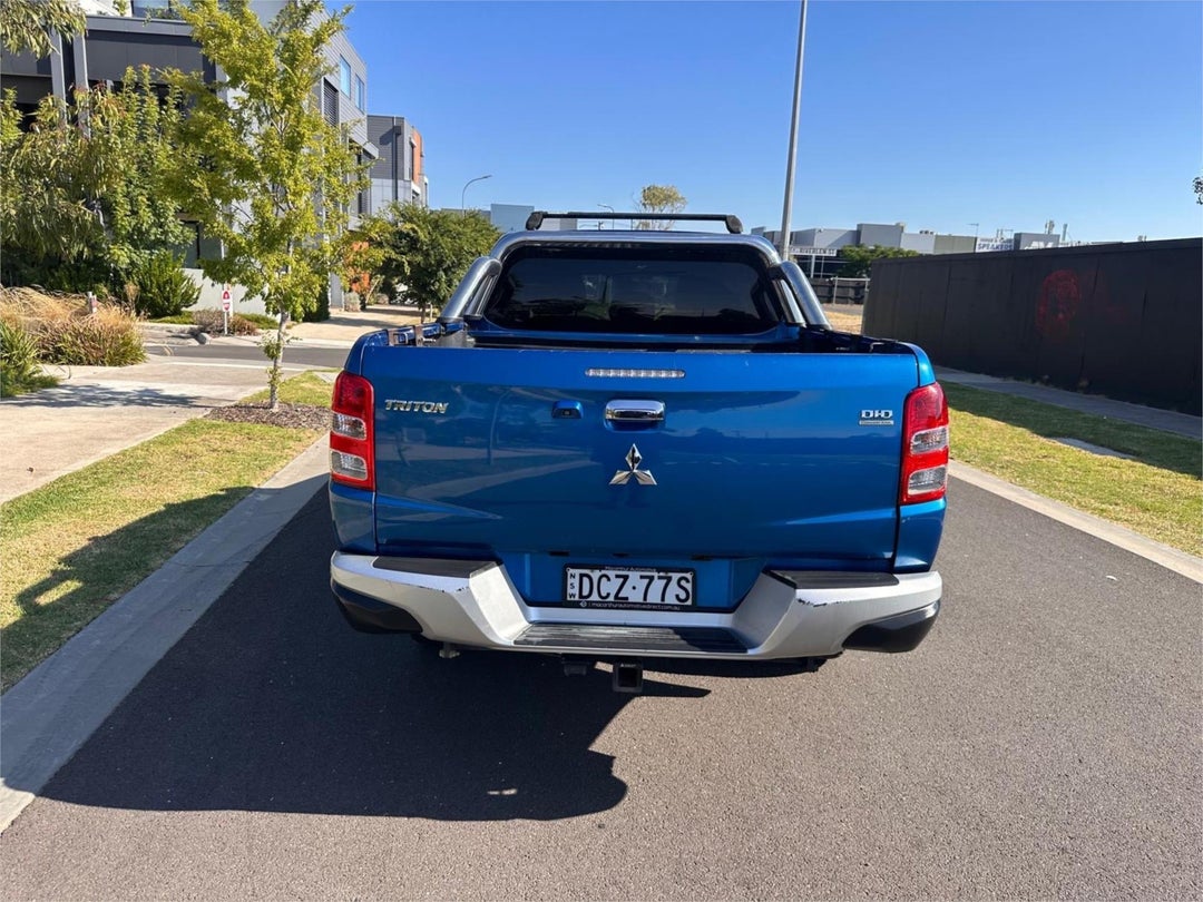 2015 Mitsubishi Triton Exceed, Automatic, 171363 km, Photo 6