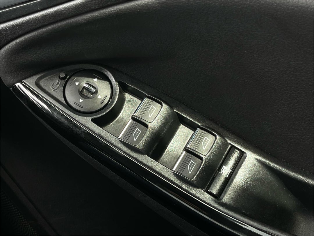 2013 Ford Focus Titanium, Automatic, 80846 km, 