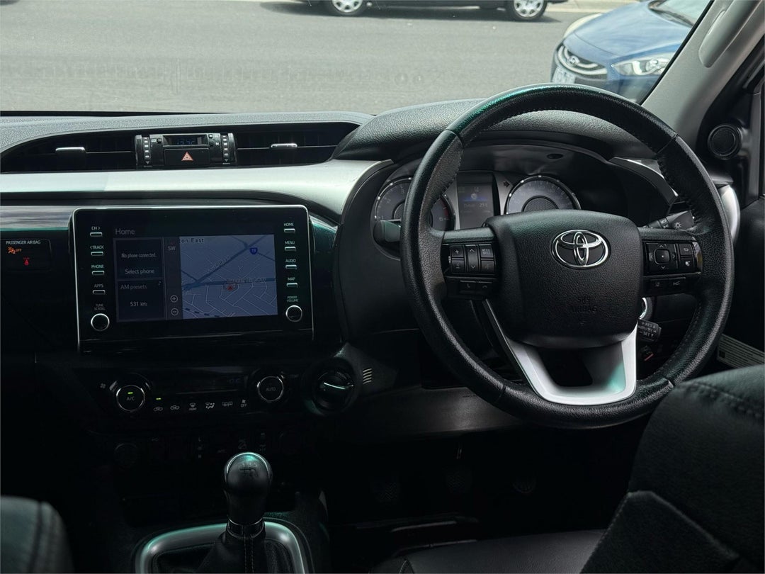 2020 Toyota Hilux Sr5, Manual, 119492 km, 