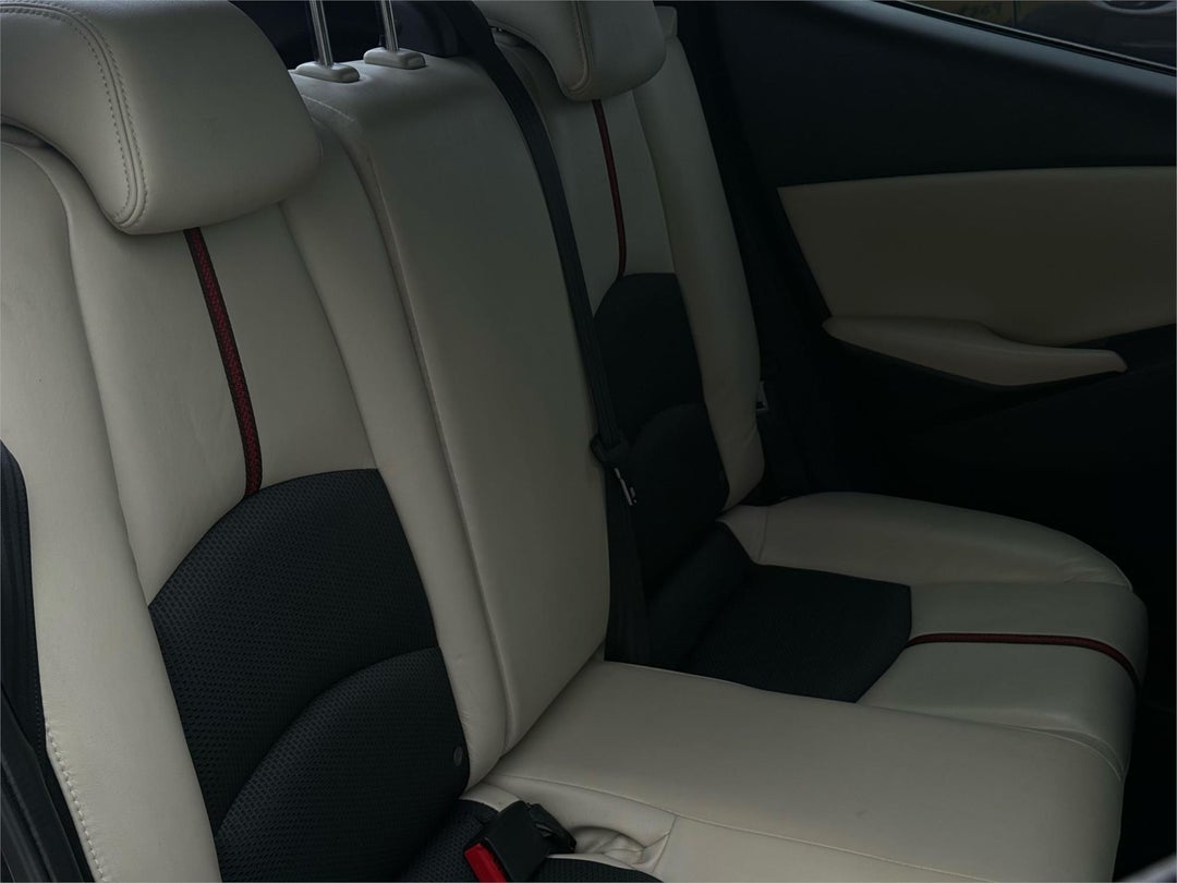 2015 Mazda Mazda2 Genki, Automatic, 82967 km, 