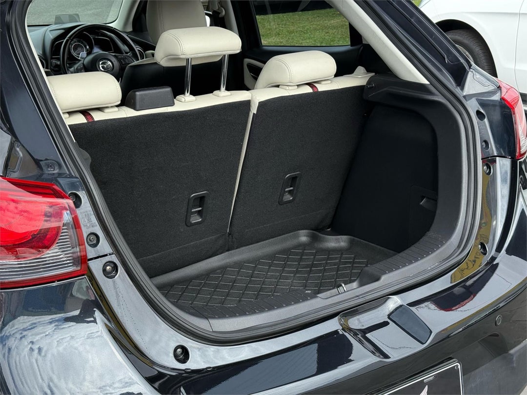 2015 Mazda Mazda2 Genki, Automatic, 82967 km, 