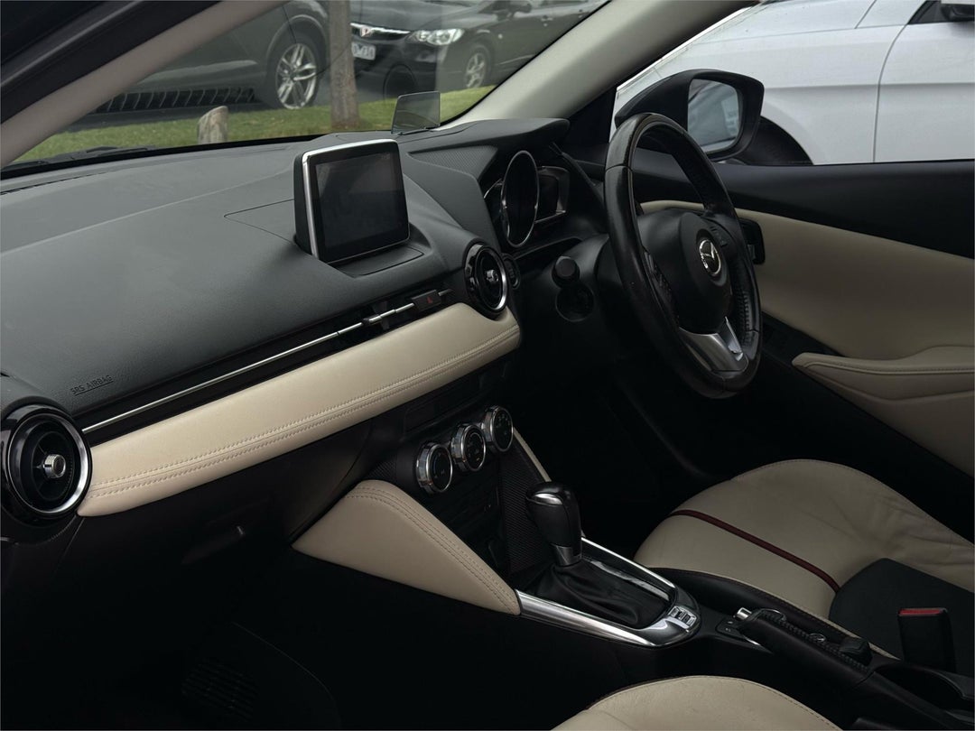 2015 Mazda Mazda2 Genki, Automatic, 82967 km, 