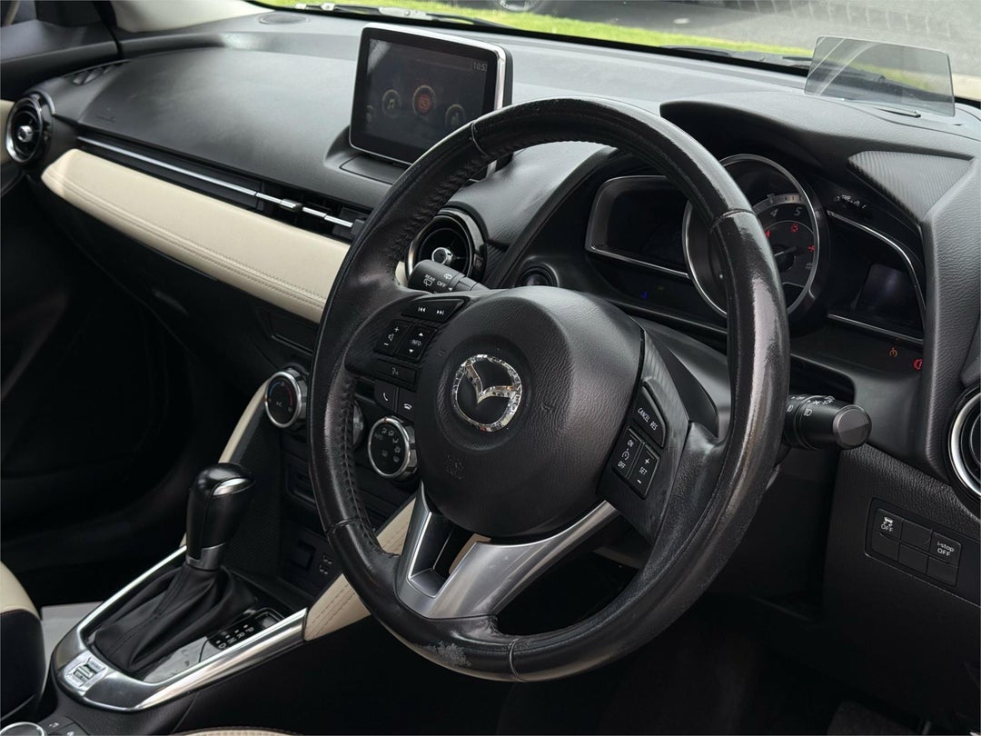 2015 Mazda Mazda2 Genki, Automatic, 82967 km, 