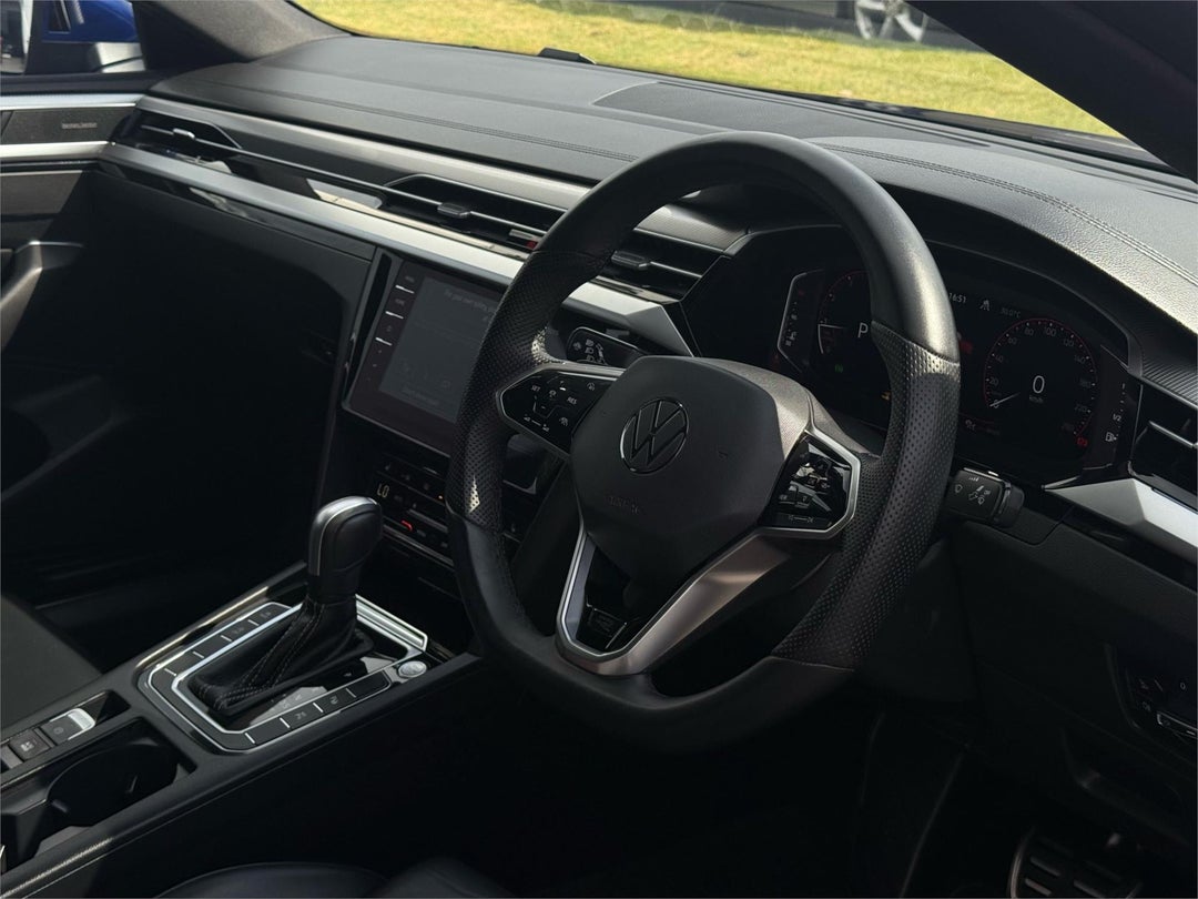2023 Volkswagen Arteon Sports, Automatic, 5630 km, 