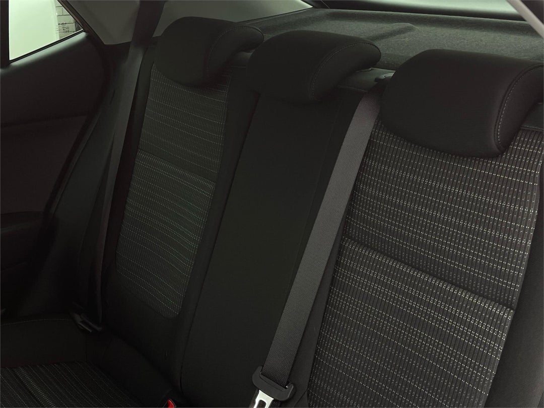 2022 Kia Stonic Sport, Automatic, 6400 km, 