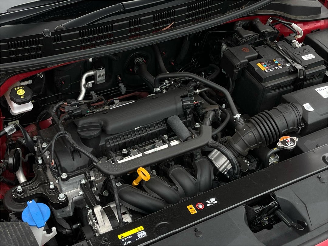 2022 Kia Stonic Sport, Automatic, 6400 km, 