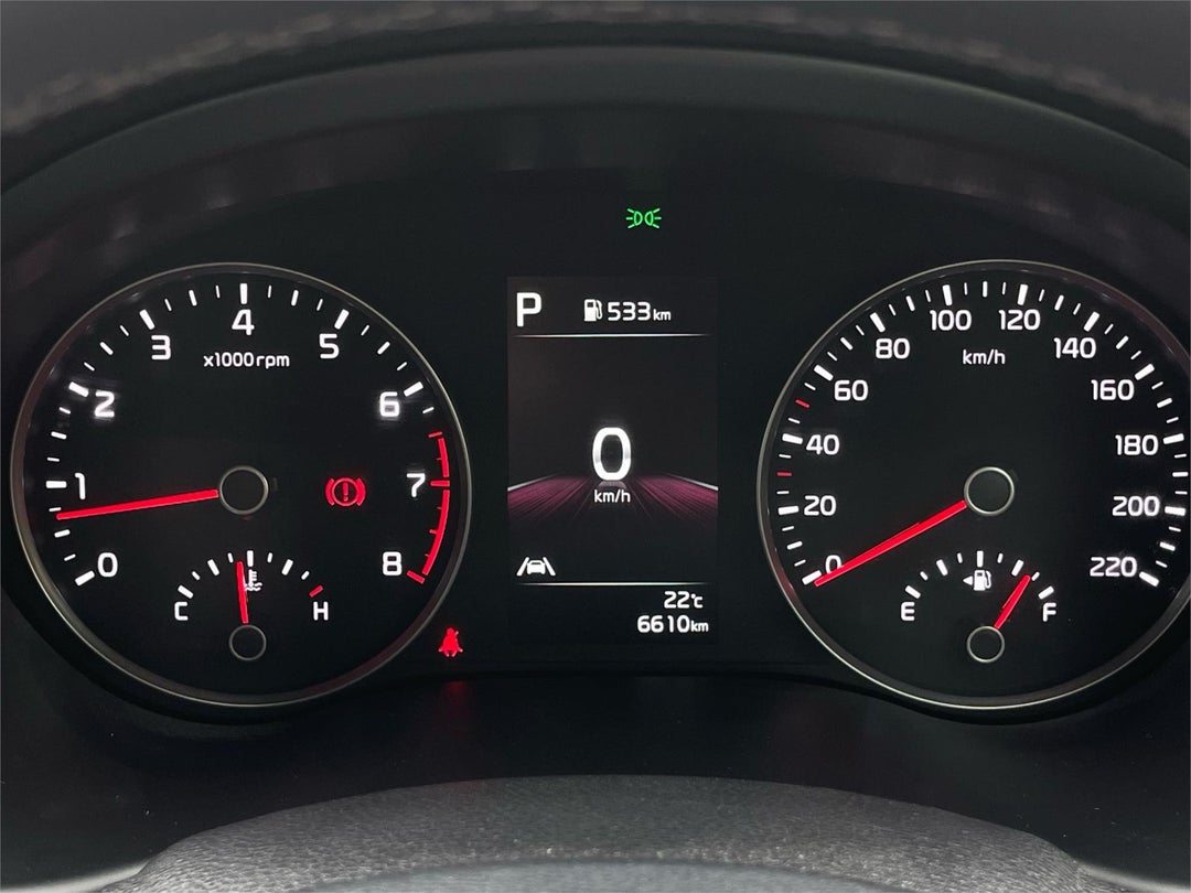 2022 Kia Stonic Sport, Automatic, 6400 km, 