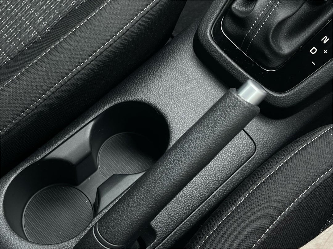 2022 Kia Stonic Sport, Automatic, 6400 km, 