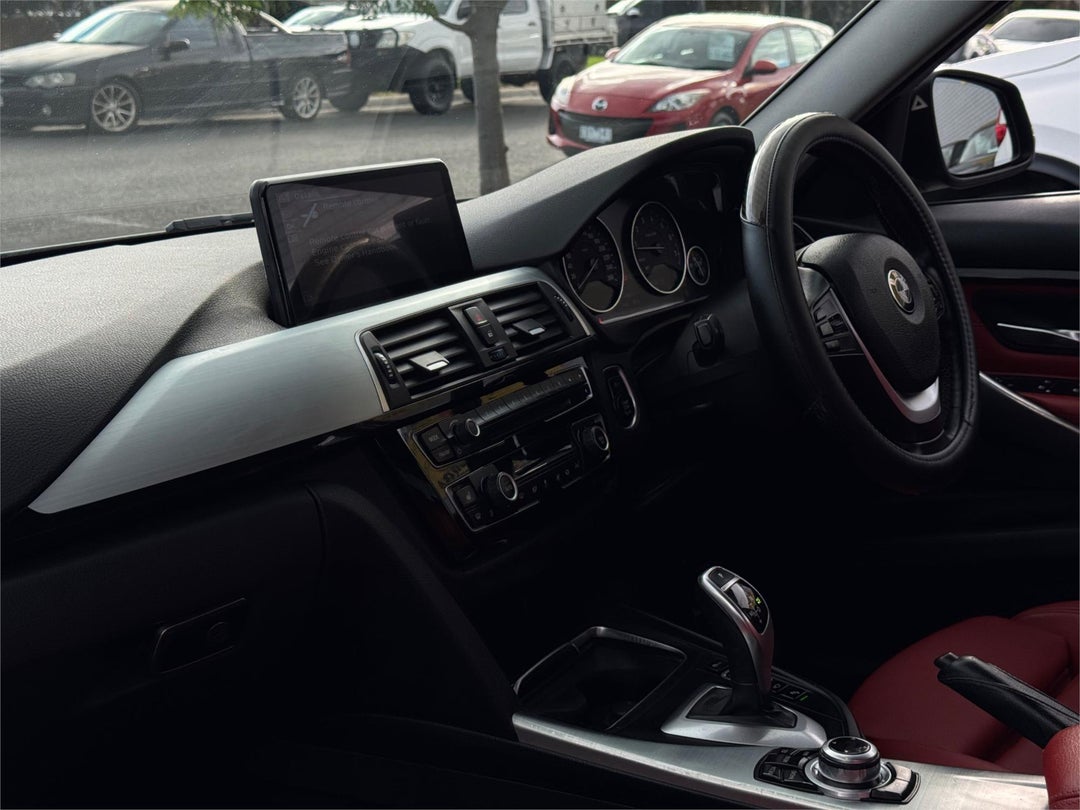 2016 BMW 3 Sport Line, Automatic, 140863 km, Photo 16