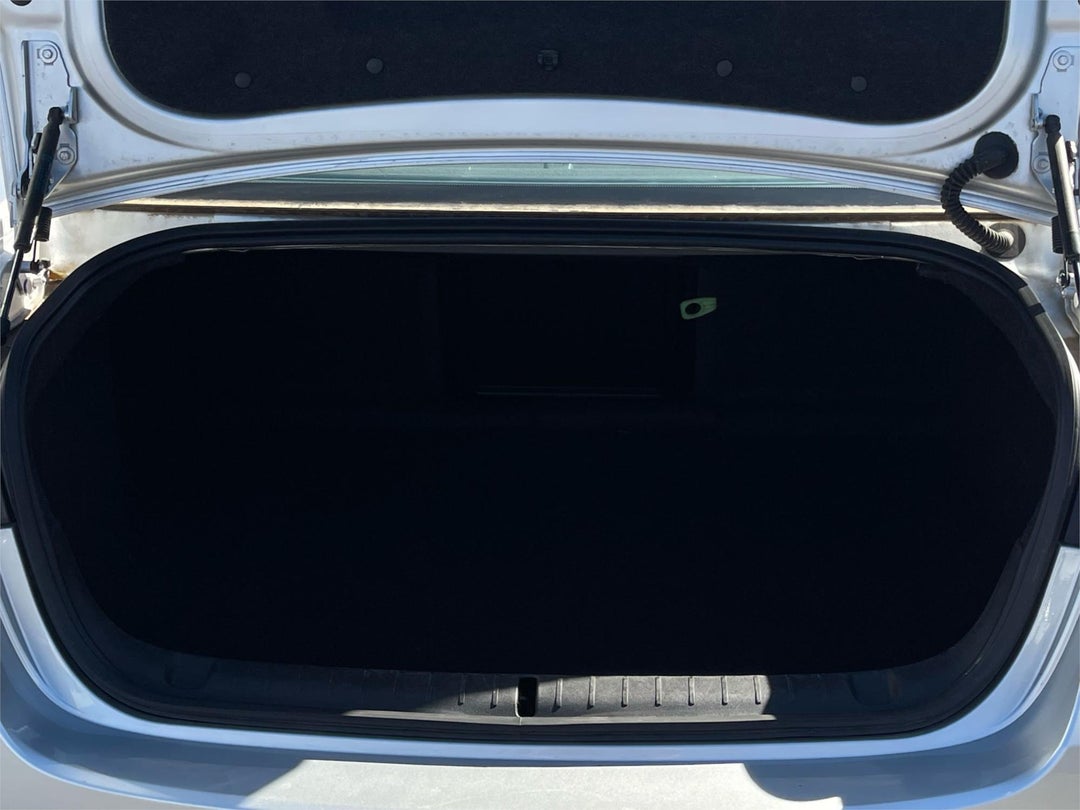 2016 Holden Calais Calais, Automatic, 120179 km, 