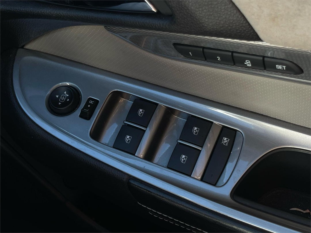 2016 Holden Calais Calais, Automatic, 120179 km, 