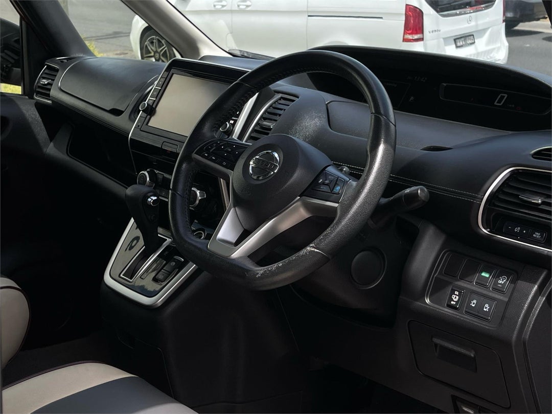 2016 Nissan Serena Serena, Automatic, 99323 km, Photo 8