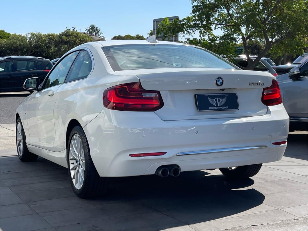 2015 BMW 220d Luxury Line, Automatic, 102638 km, 