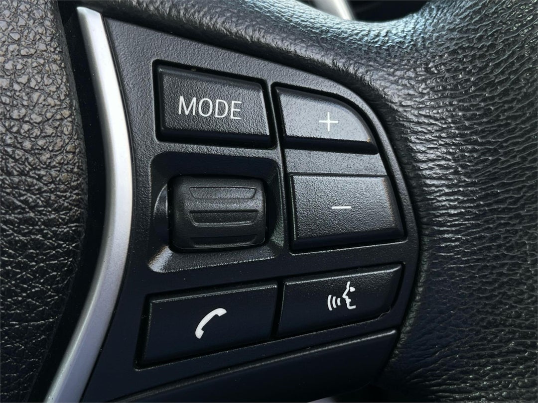 2015 BMW 220d Luxury Line, Automatic, 102638 km, 