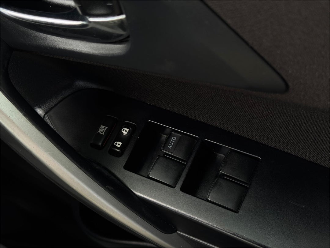 2013 Toyota Corolla Ascent Sport, Automatic, 97705 km, Photo 32