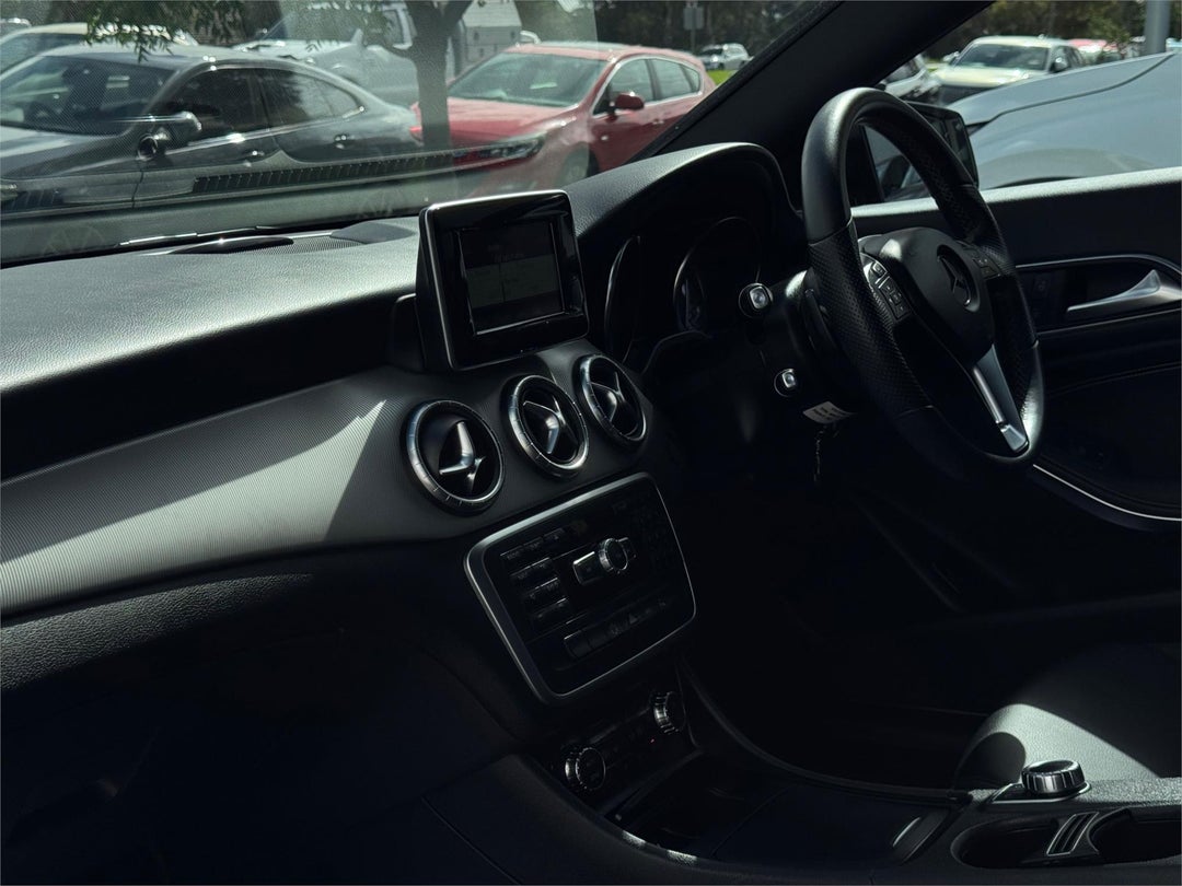 2014 Mercedes-benz CLA 200 200, Automatic, 129160 km, 