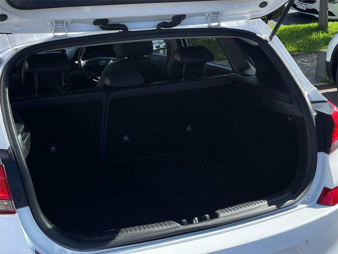 2017 Hyundai i30 Elite, Automatic, 133256 km, Photo 16