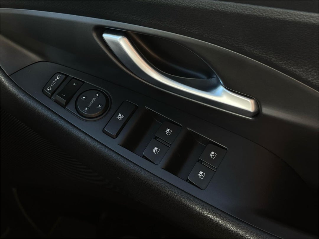 2017 Hyundai i30 Elite, Automatic, 133256 km, Photo 34