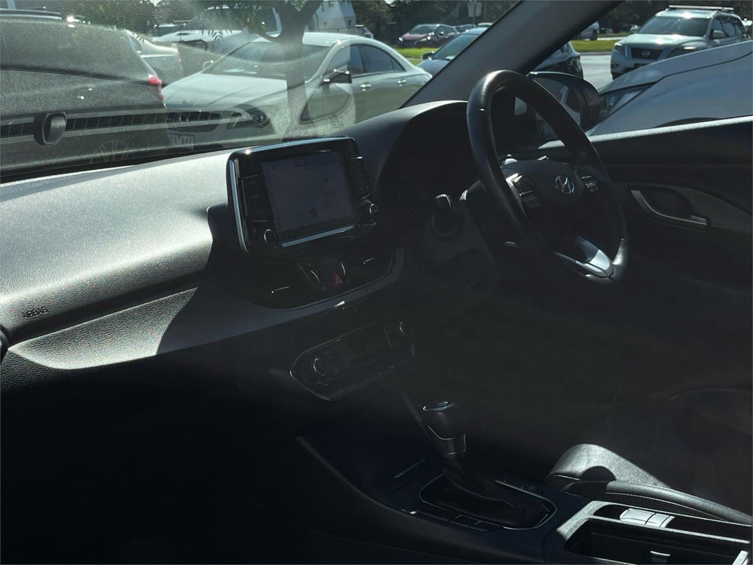 2017 Hyundai i30 Elite, Automatic, 133256 km, Photo 17