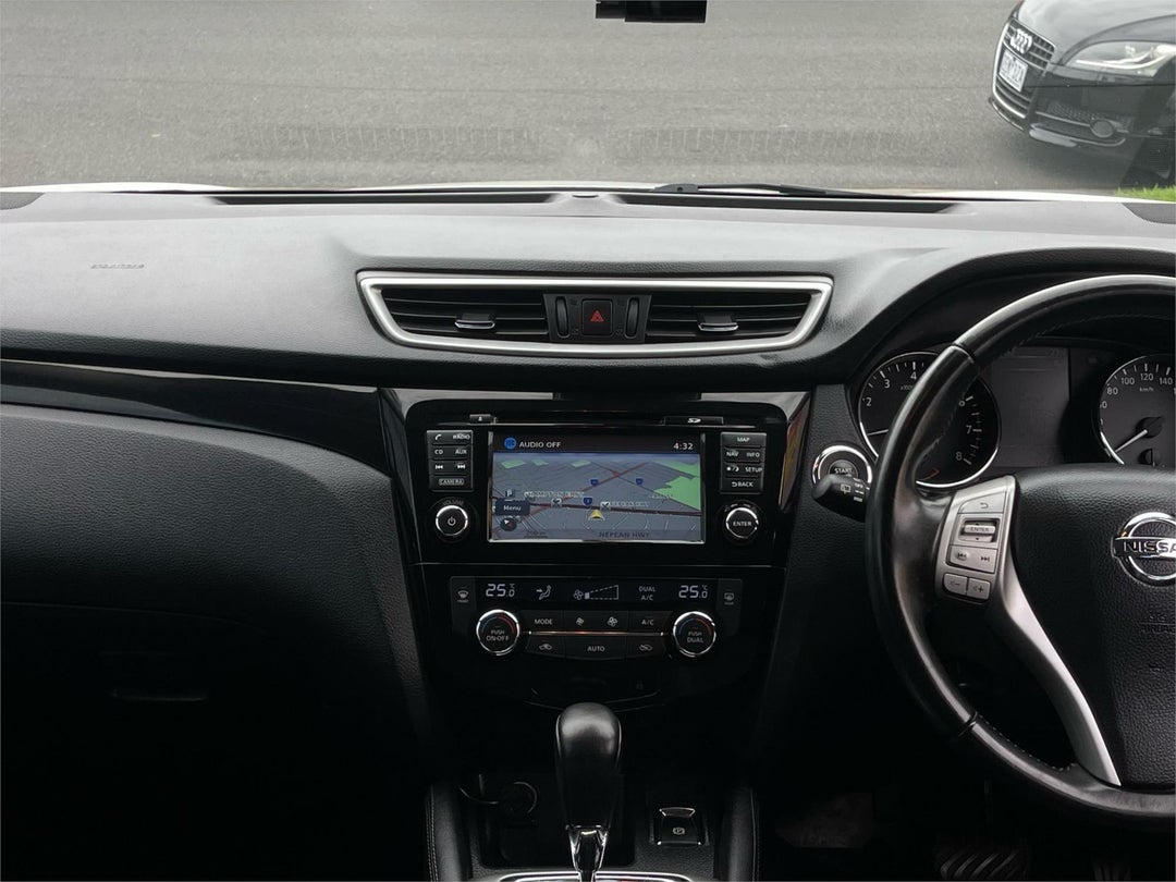 2015 Nissan Qashqai Ti, Automatic, 181206 km, Photo 13