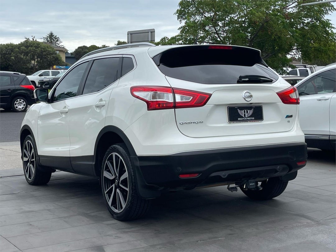 2015 Nissan Qashqai Ti, Automatic, 181206 km, Photo 4