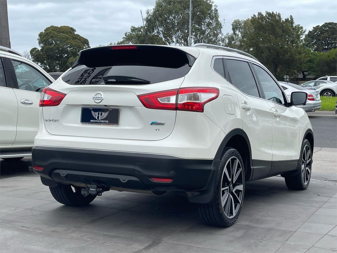 2015 Nissan Qashqai Ti, Automatic, 181206 km, Photo 6