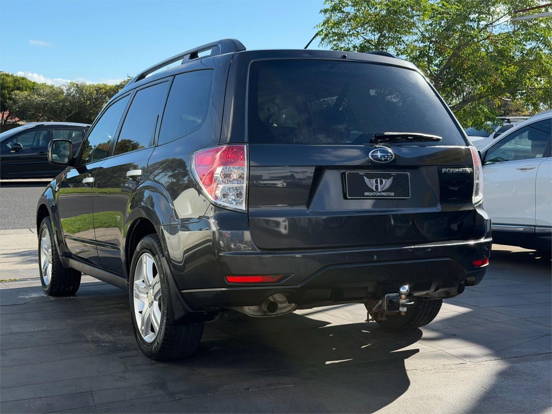 2010 Subaru Forester Xs, Manual, 169570 km, Photo 4