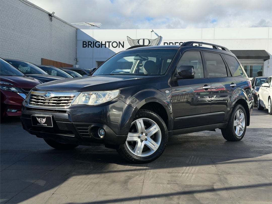 2010 Subaru Forester Xs, Manual, 169570 km, Photo 3
