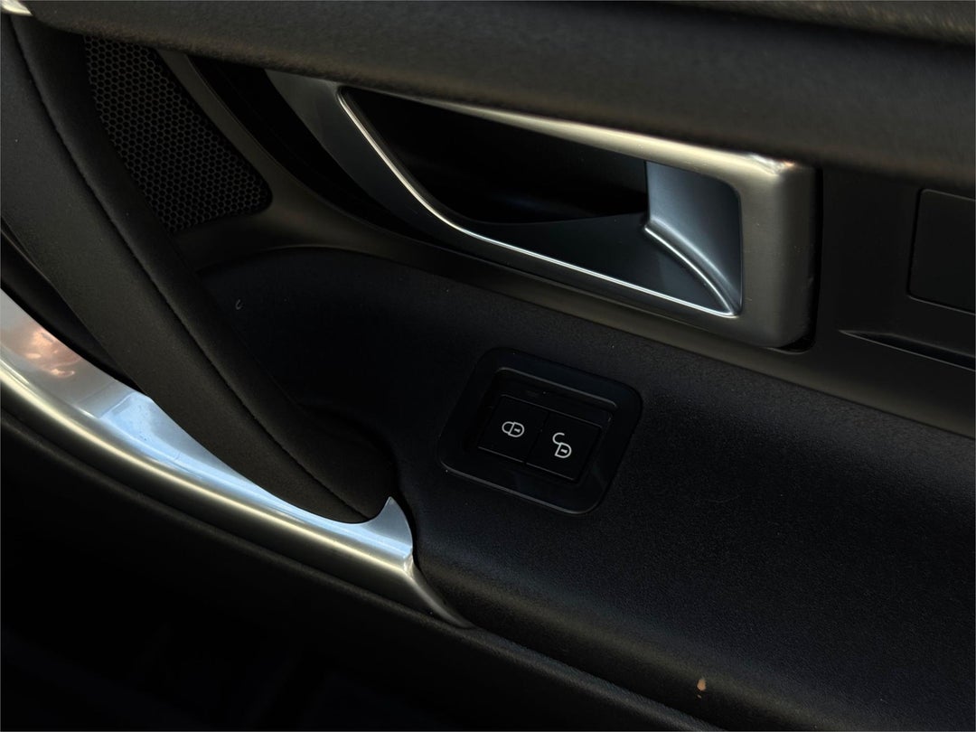 2017 Land Rover Discovery Sport Td4 150 Se, Automatic, 86230 km, Photo 43