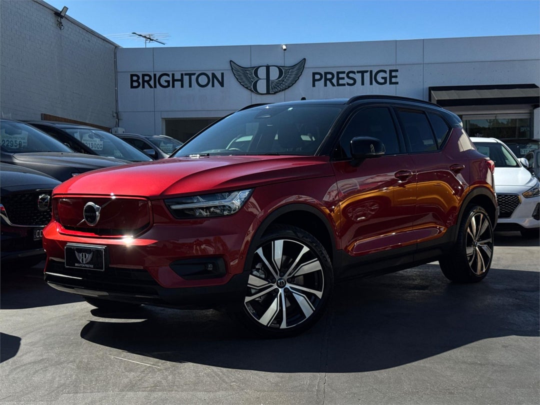 2022 Volvo Xc40 Recharge Twin Pure Electric, Automatic, 4871 km, Photo 3
