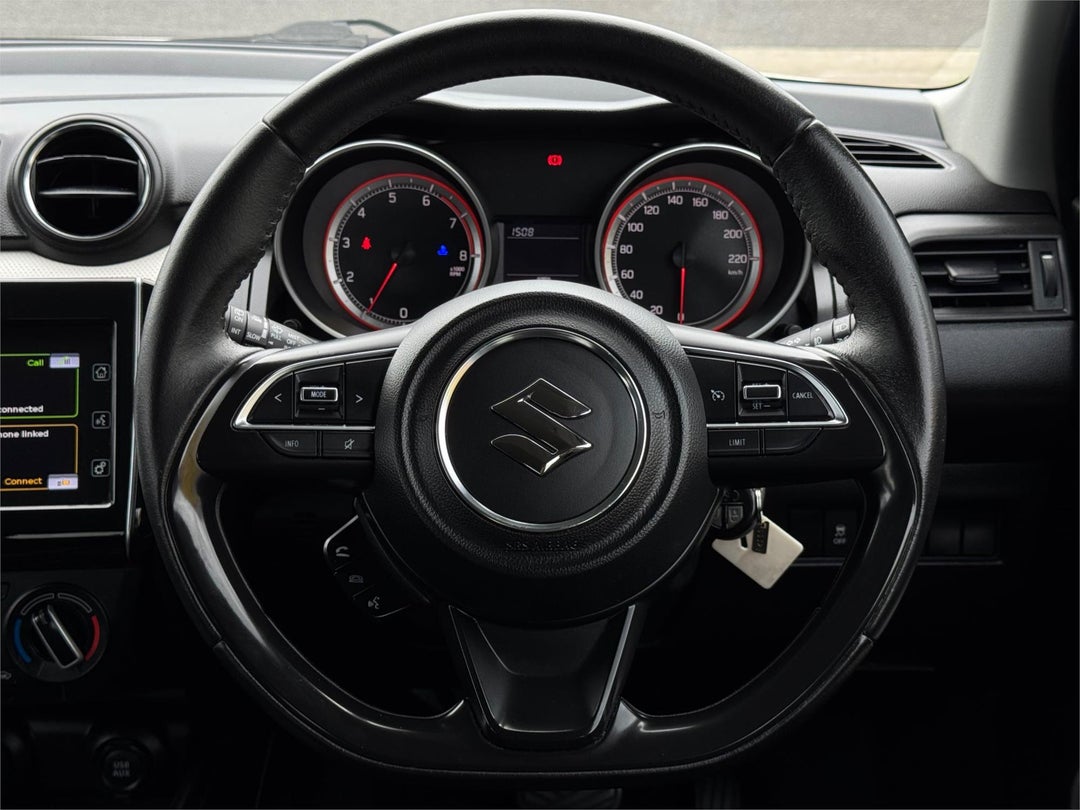 2017 Suzuki Swift Gl Navigator, Automatic, 120117 km, Photo 11