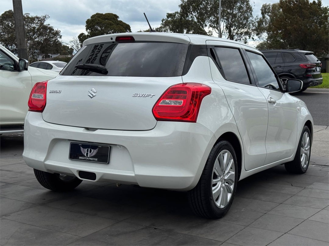 2017 Suzuki Swift Gl Navigator, Automatic, 120117 km, Photo 6