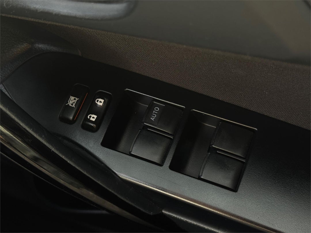 2015 Toyota Corolla Ascent, Automatic, 109411 km, Photo 34