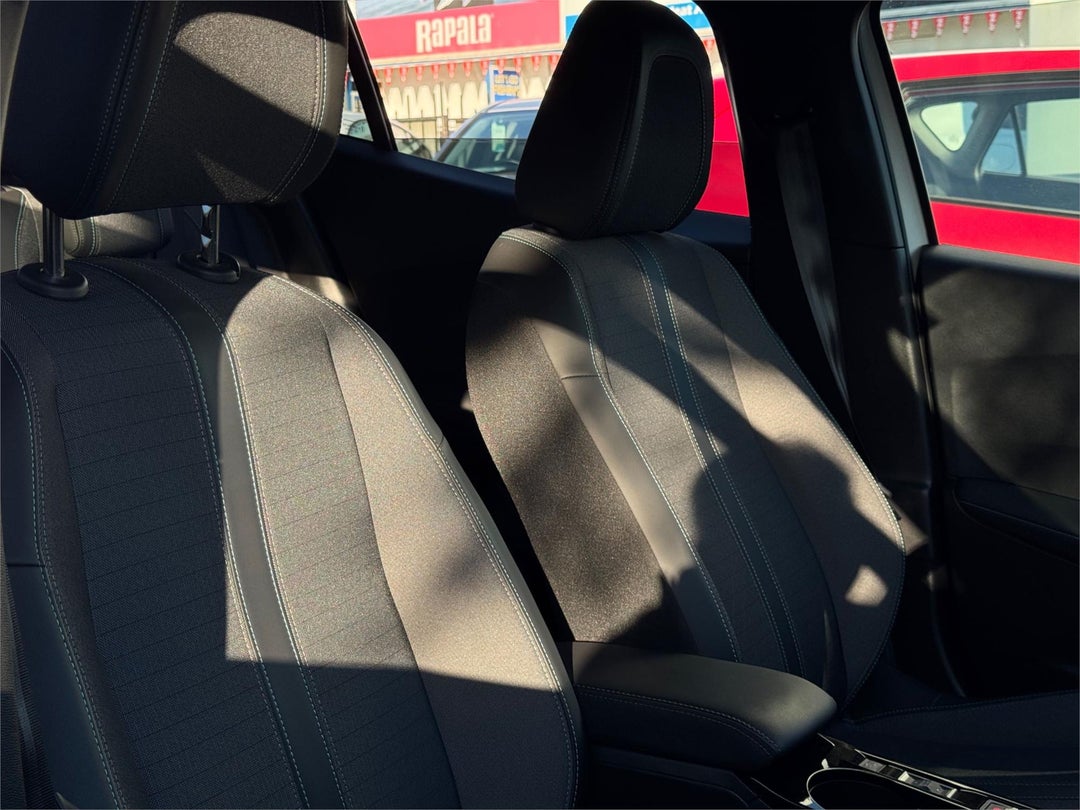 2023 Peugeot 2008 2008, Automatic, 35674 km, Photo 12