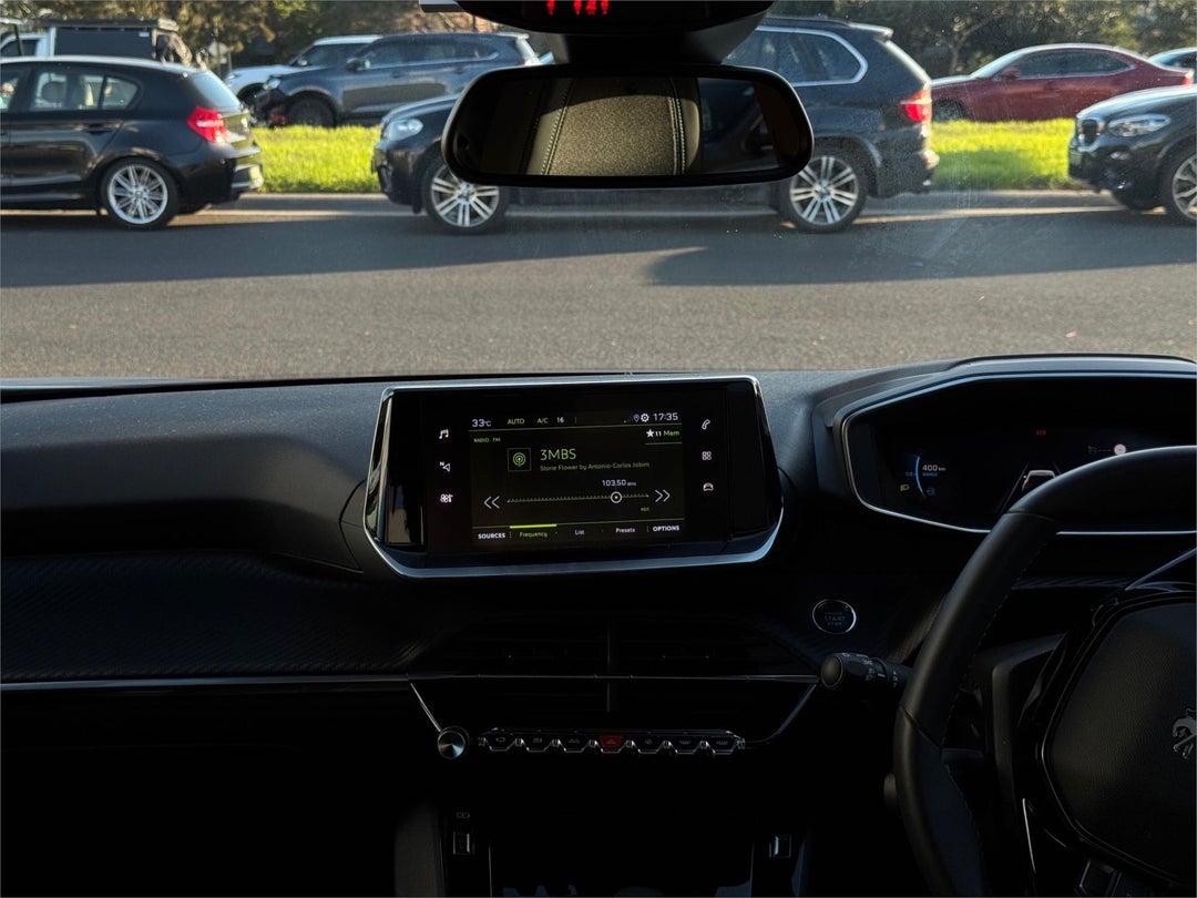 2023 Peugeot 2008 2008, Automatic, 35674 km, Photo 36