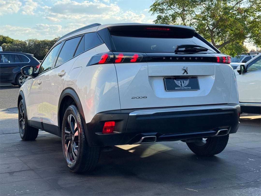 2023 Peugeot 2008 2008, Automatic, 35674 km, Photo 4
