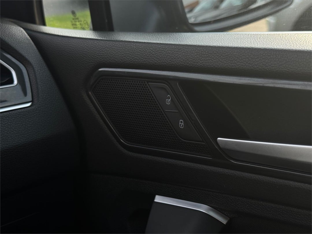 2018 Volkswagen Tiguan 110tdi Comfortline, Automatic, 115089 km, Photo 40