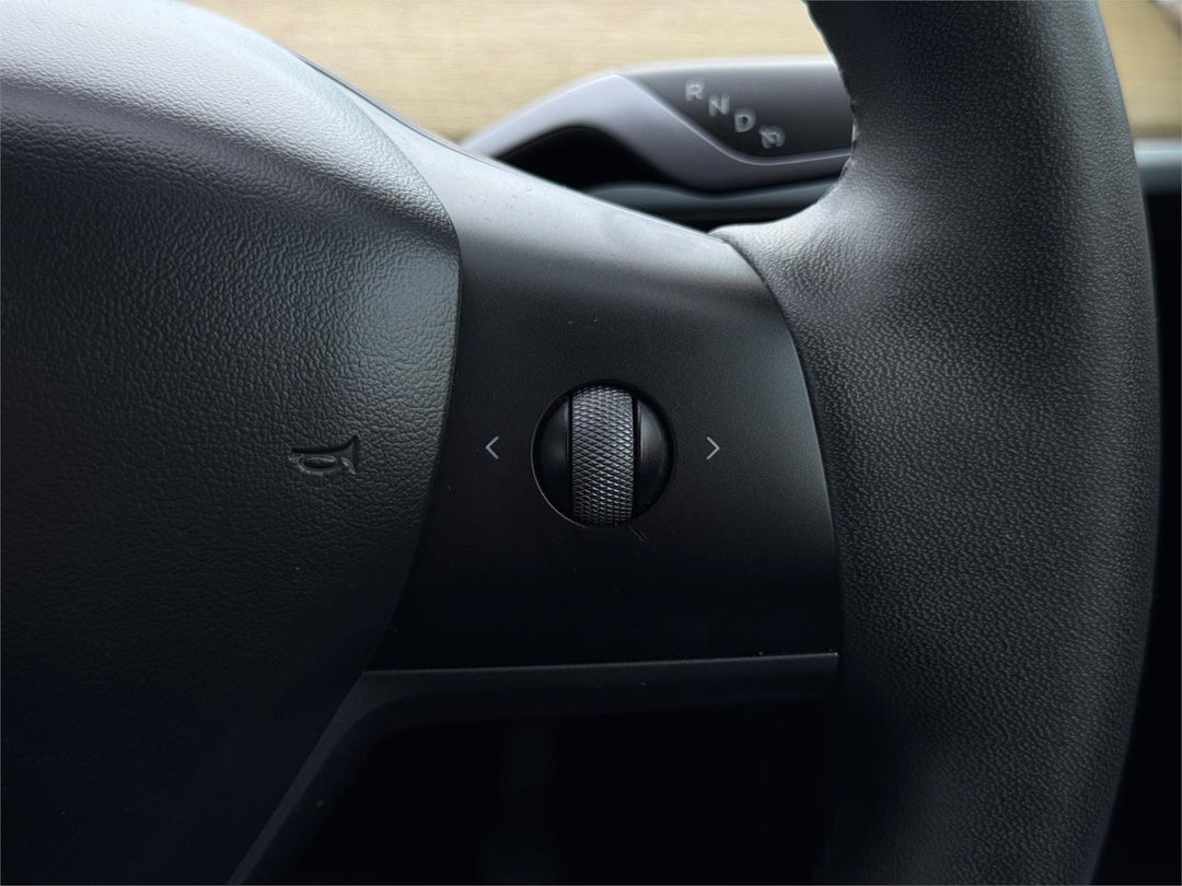 2023 Tesla Model Y Model Y, Automatic, 66184 km, Photo 27