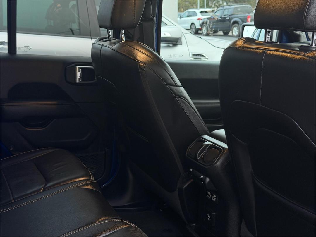 2019 Jeep Wrangler Unlimited Unlimited Overland, Automatic, 87666 km, Photo 18