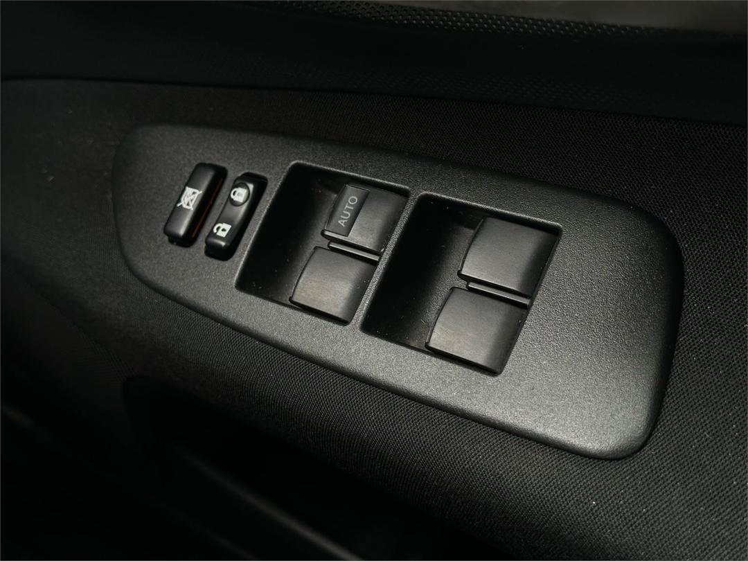 2011 Toyota Corolla Ascent, Automatic, 153830 km, Photo 18