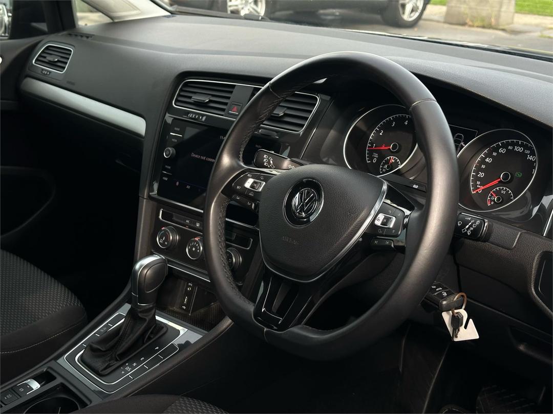 2018 Volkswagen Golf 110tsi, Automatic, 54063 km, Photo 11