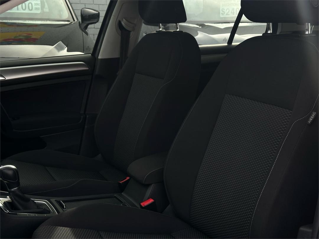 2018 Volkswagen Golf 110tsi, Automatic, 54063 km, Photo 27