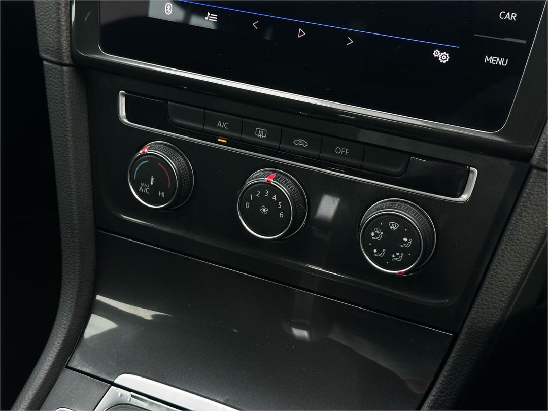 2018 Volkswagen Golf 110tsi, Automatic, 54063 km, Photo 18