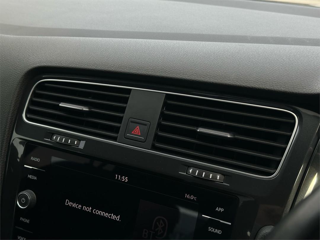 2018 Volkswagen Golf 110tsi, Automatic, 54063 km, Photo 19