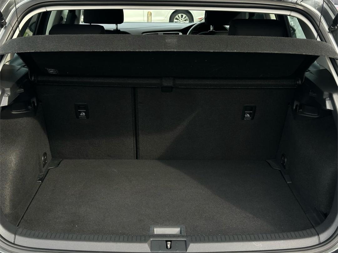 2018 Volkswagen Golf 110tsi, Automatic, 54063 km, Photo 30