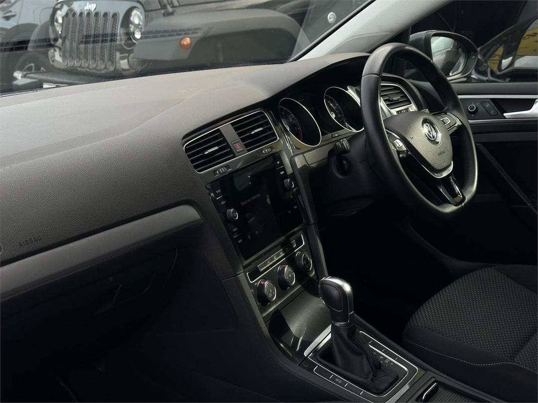 2018 Volkswagen Golf 110tsi, Automatic, 54063 km, Photo 23